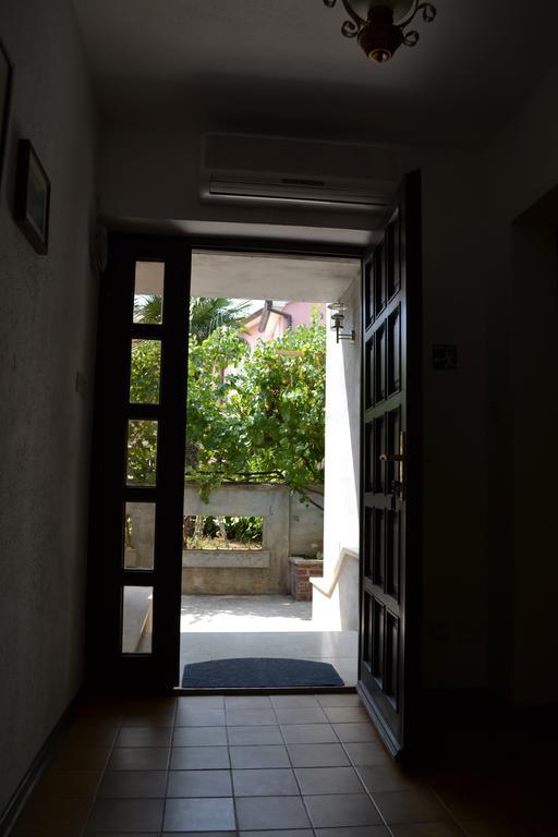 Apartment Jade Vodice Luaran gambar