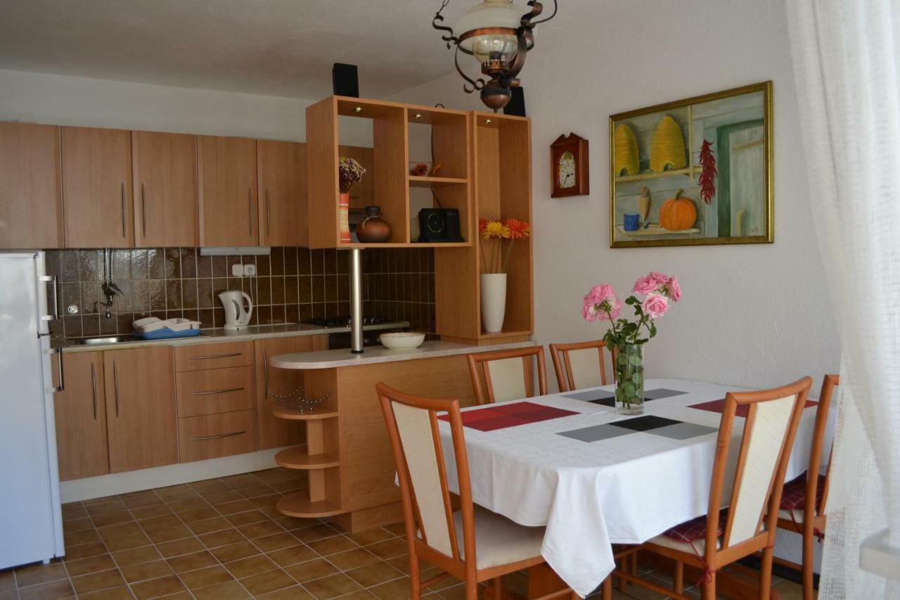Apartment Jade Vodice Luaran gambar
